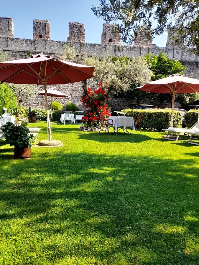 Hotel Villa Cansignorio Lazise Bagian luar foto