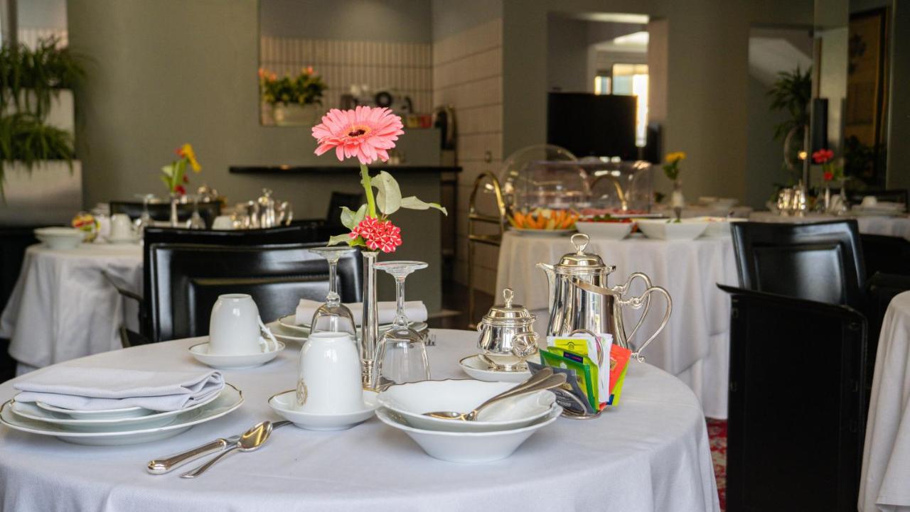 Hotel Villa Cansignorio Lazise Bagian luar foto
